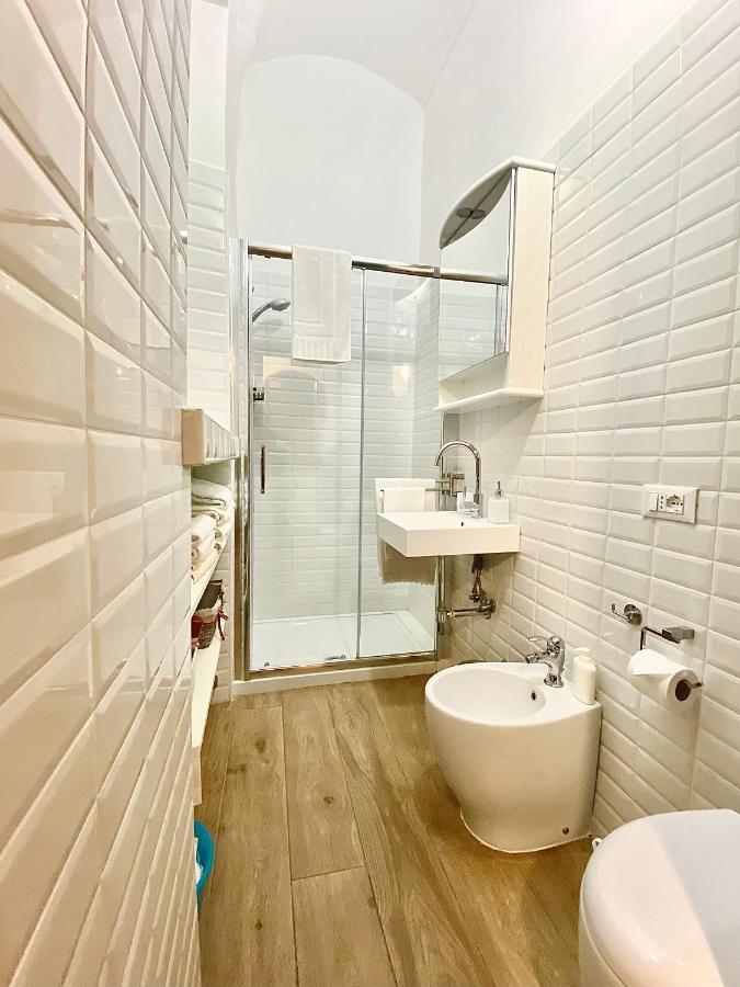 Exquisitely Renovated And Centrally Located Apartment With Free Parking トリノ エクステリア 写真